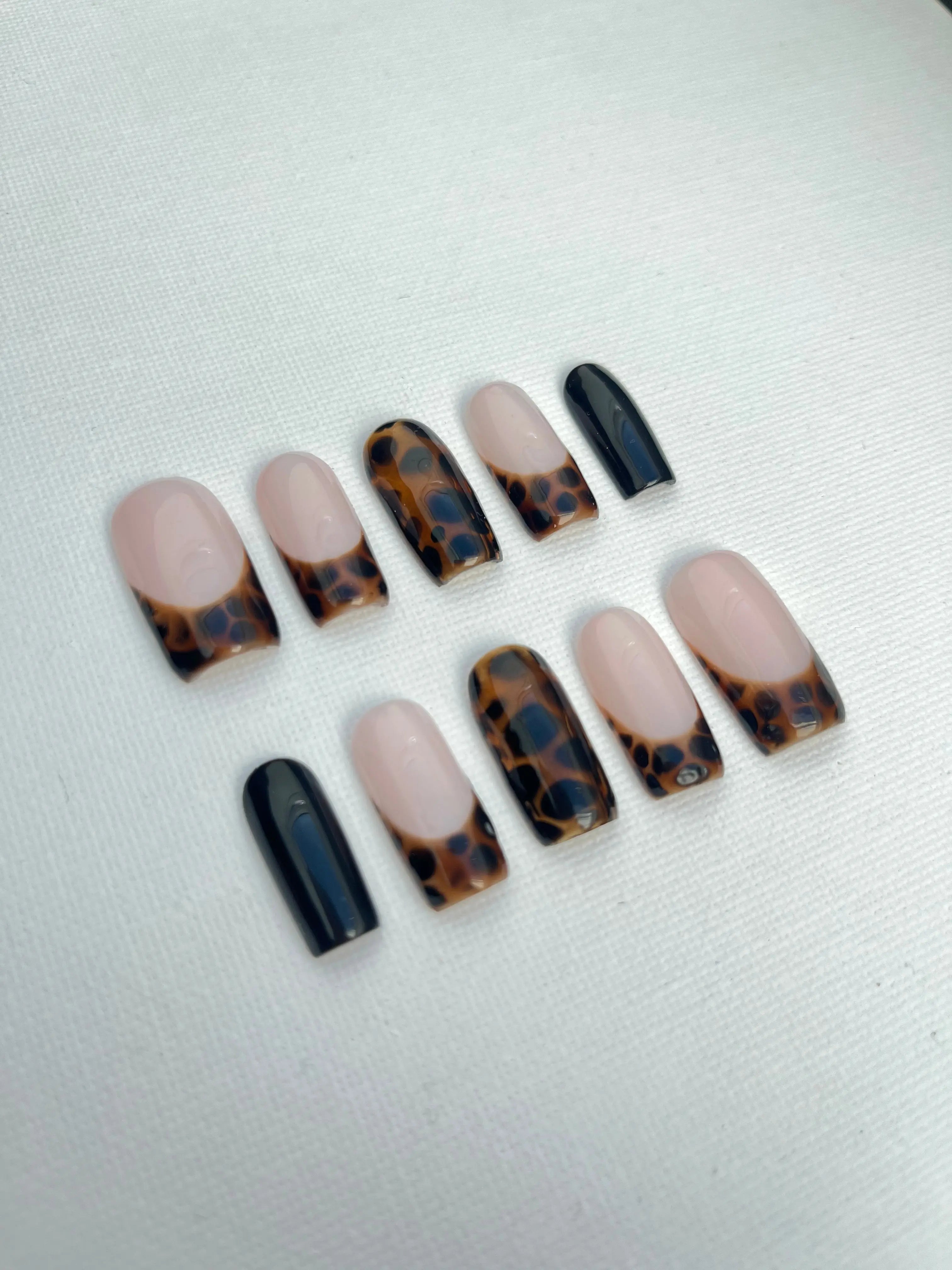 Set Azra